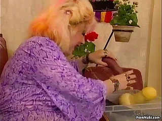 963 matures porn videos